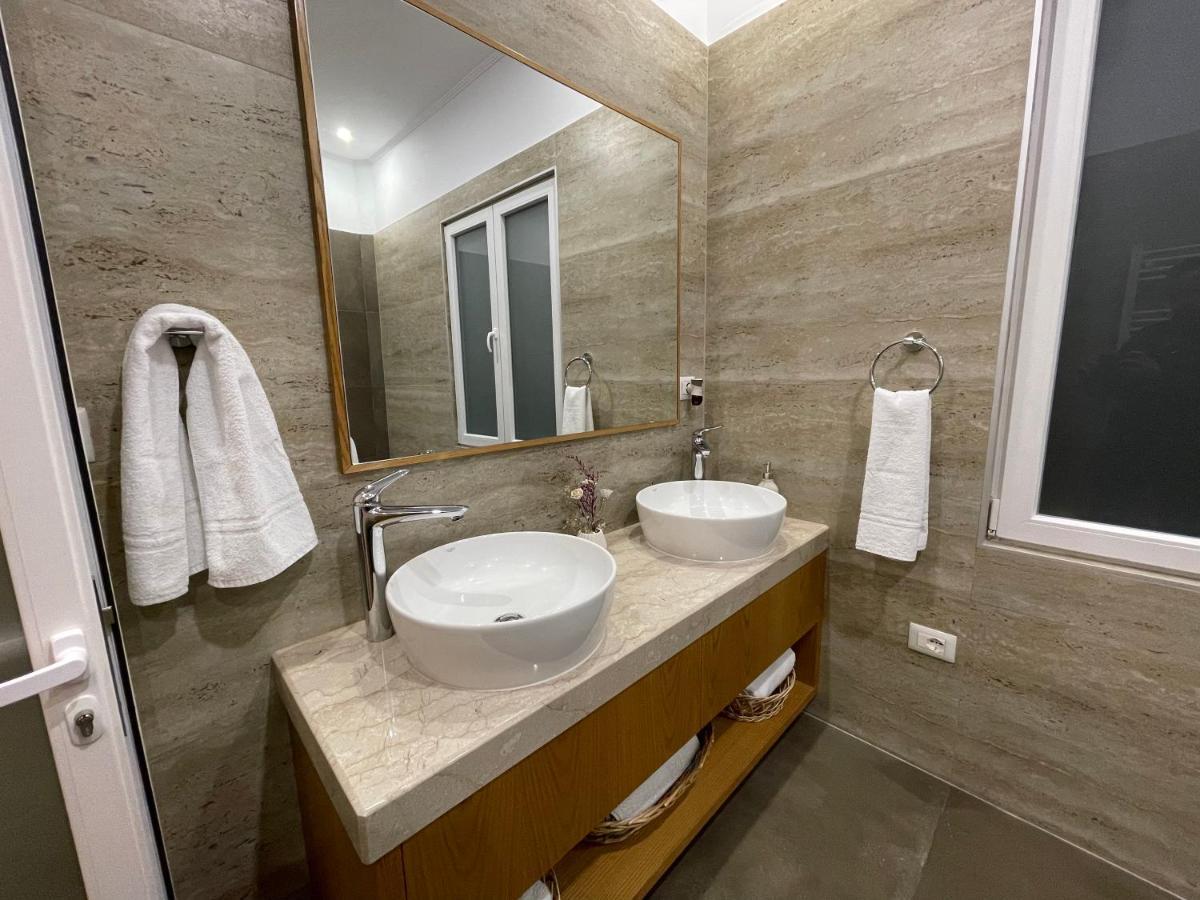 Joni & Joy Center Apartment Berat Eksteriør bilde